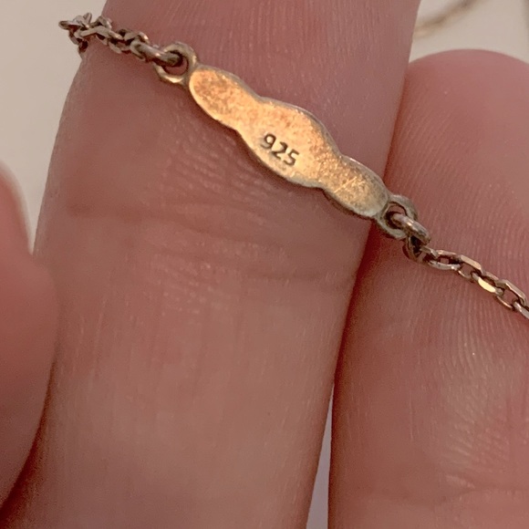 Stamped 925, rose gold coloured key necklace with faux diamonds on chain - Picture 4 of 7